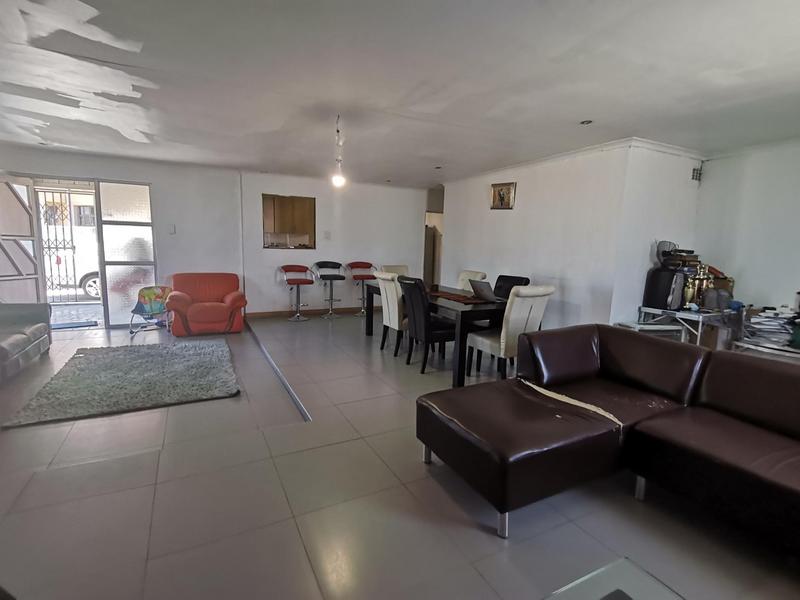 To Let 3 Bedroom Property for Rent in Mandalay Western Cape